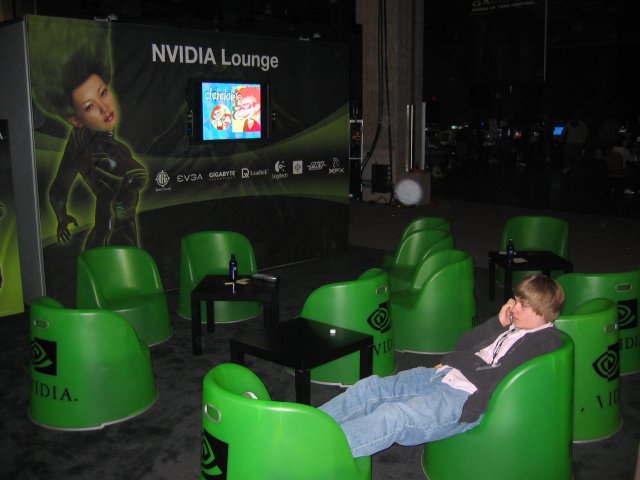 The nVidia lounge area complete with green chairs.  :P (qc052011.jpg, 640w x 480h )
