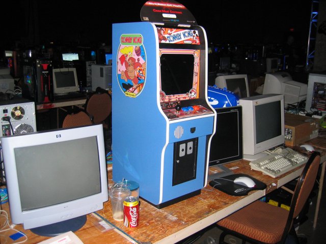 This miniature version of the Donkey Kong arcade game actually works. (qc053025.jpg, 640w x 480h )