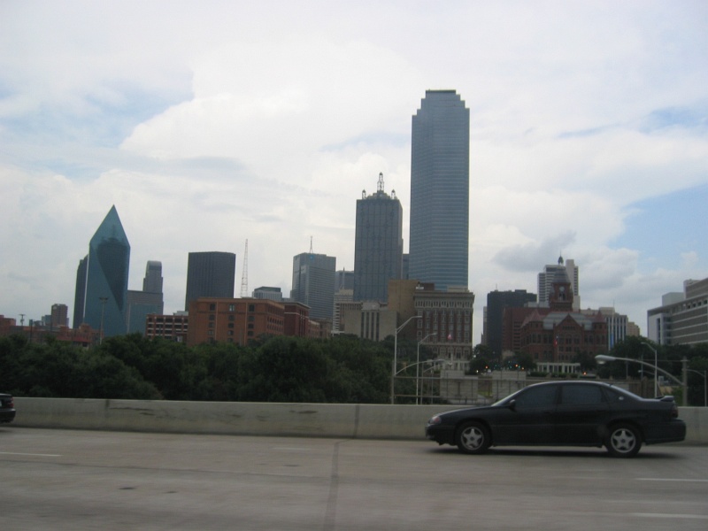 … And the rest of downtown Dallas. (qc070012.jpg, 800w x 600h )