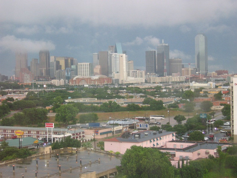 The clouds have almost passed through downtown. (qc070028.jpg, 800w x 600h )
