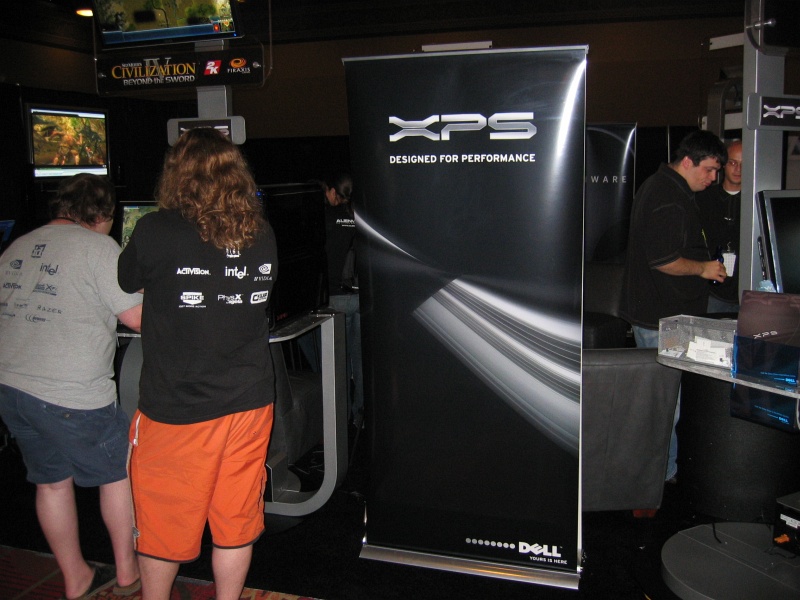 Dell had a display on the other side of the Alienware booth. (qc071037.jpg, 800w x 600h )