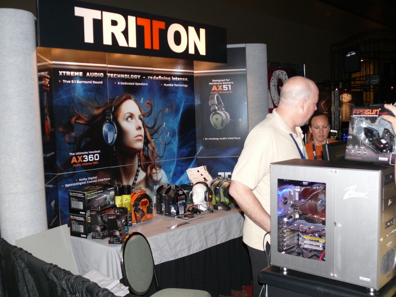 Triton was displaying their gaming headsets (qc081023.jpg, 800w x 600h )