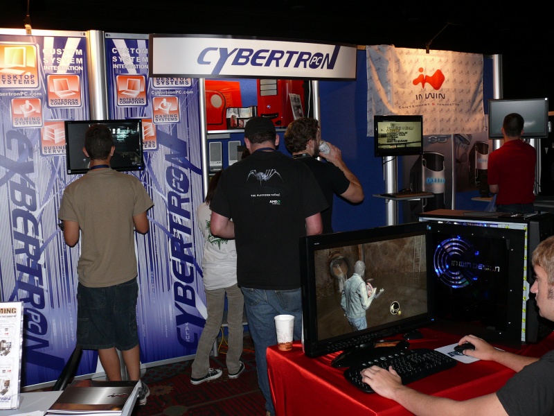 The Cybertron booth has several demo PCs setup (qc081033.jpg, 800w x 600h )