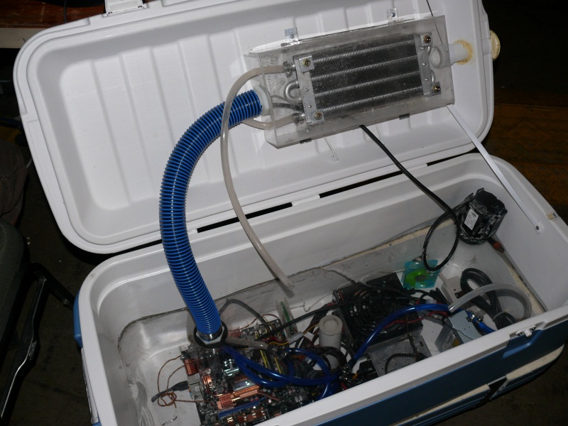 Another shot of the Ice Chest PC (qc082022.jpg, 800w x 600h )