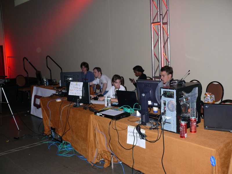 Quakelive.tv was broadcasting BYOC Tournaments and King of the Hill events (qc090028.jpg, 800w x 600h )