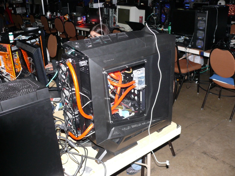 Another water-cooled rig (qc090081.jpg, 800w x 600h )
