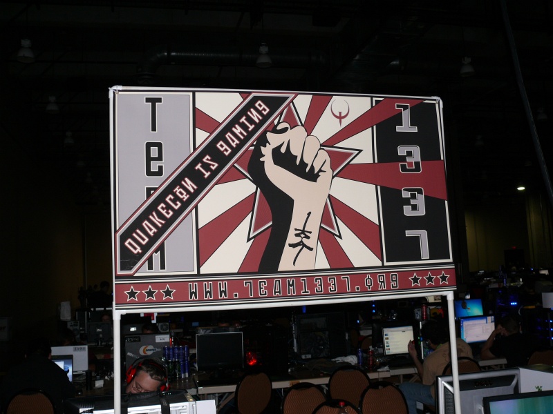 This BYOC clan banner is for Team 1337 (qc090110.jpg, 800w x 600h )