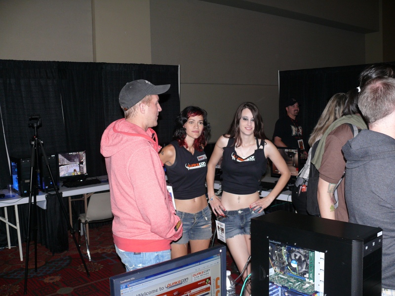 Two Quakecon Girls discuss their match with Fatal1ty. (qc100024.jpg, 800w x 600h )