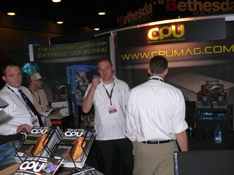 The guys from CPU Magazine were overdressed, as usual. (qc100034.jpg, 800w x 600h )