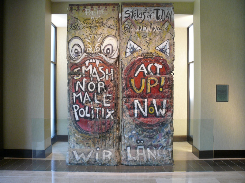 The Berlin Wall section finally has a display spot in some air conditioning. (qc110005.jpg, 800w x 600h )